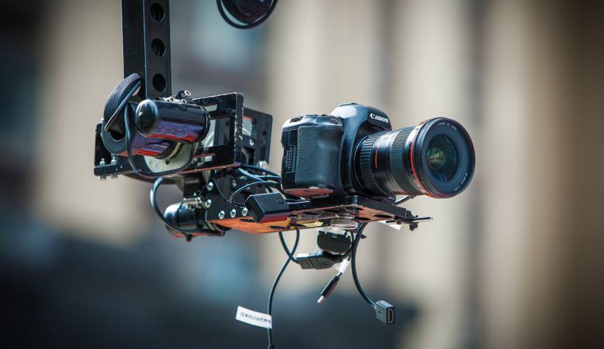 科技赋能生活：阿合奇县产品视频拍摄开启智能新时代